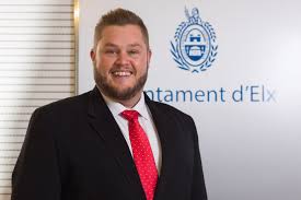 El Ayuntamiento de Elche recibe una subvención de más de 57.000 euros para luchar contra la violencia de género El Ayuntamiento de Elche recibe una subvención de más de 57.000 euros para luchar contra la violencia de género