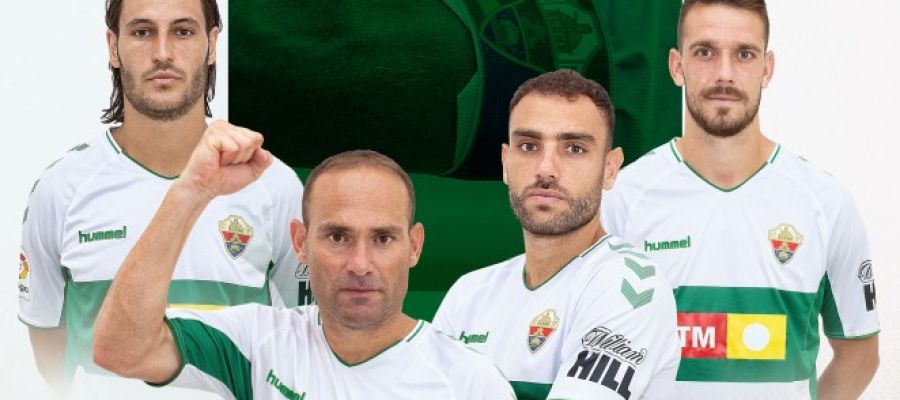Juan Cruz, Nino, Gonzalo Verdú y Manolín, los cuatro capitanes del Elche CF. Juan Cruz, Nino, Gonzalo Verdú y Manolín, los cuatro capitanes del Elche CF.