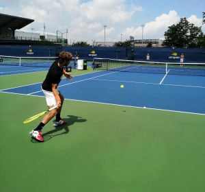 El tenista ilicitano Mario Vilella, en un entrenamiento previo a su debut en la previa del US Open 2019. El tenista ilicitano Mario Vilella, en un entrenamiento previo a su debut en la previa del US Open 2019.