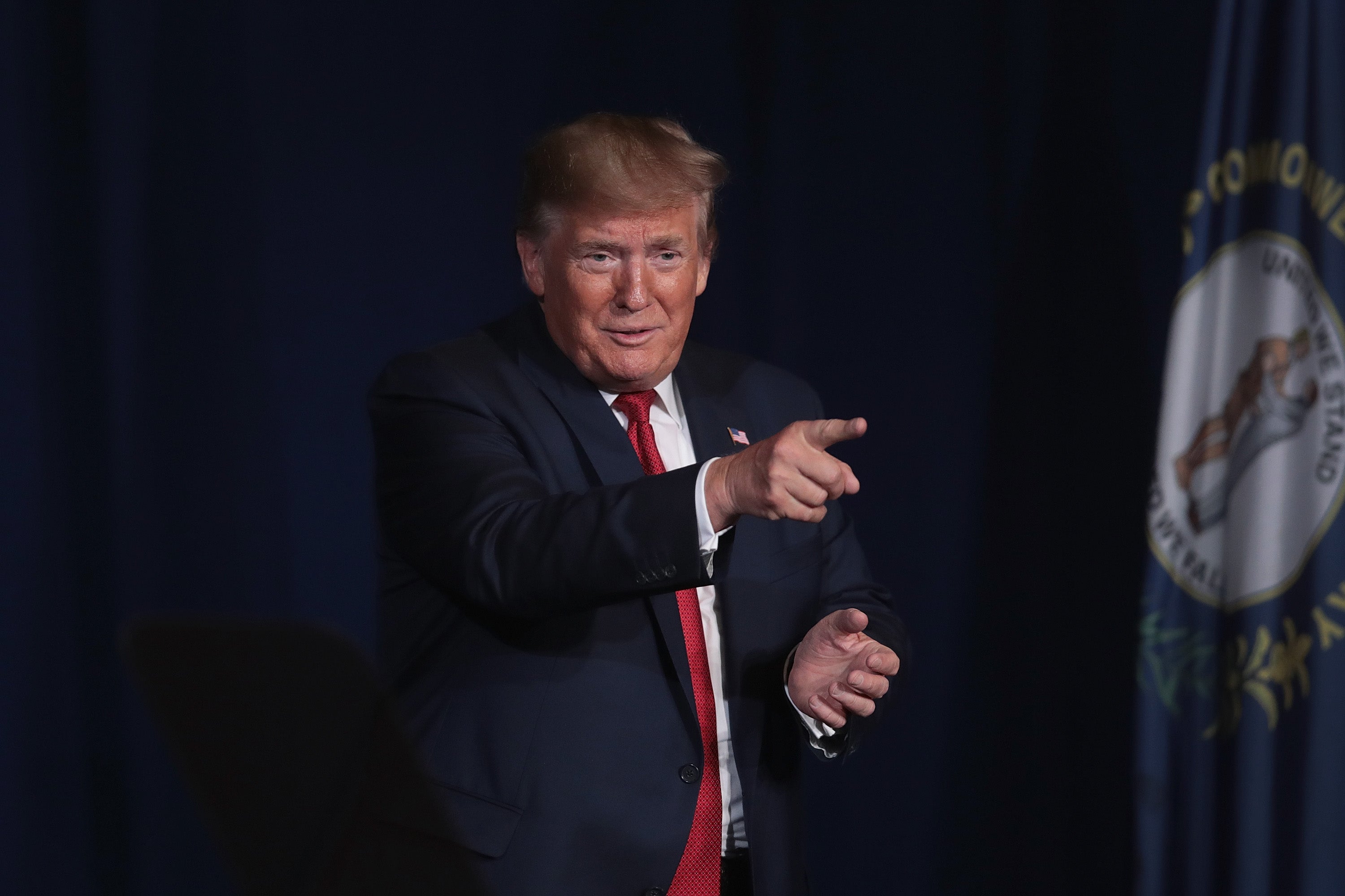 Trump señala al presidente de la Fed y al presidente de China como los mayores enemigos de EEUU Trump señala al presidente de la Fed y al presidente de China como los mayores enemigos de EEUU