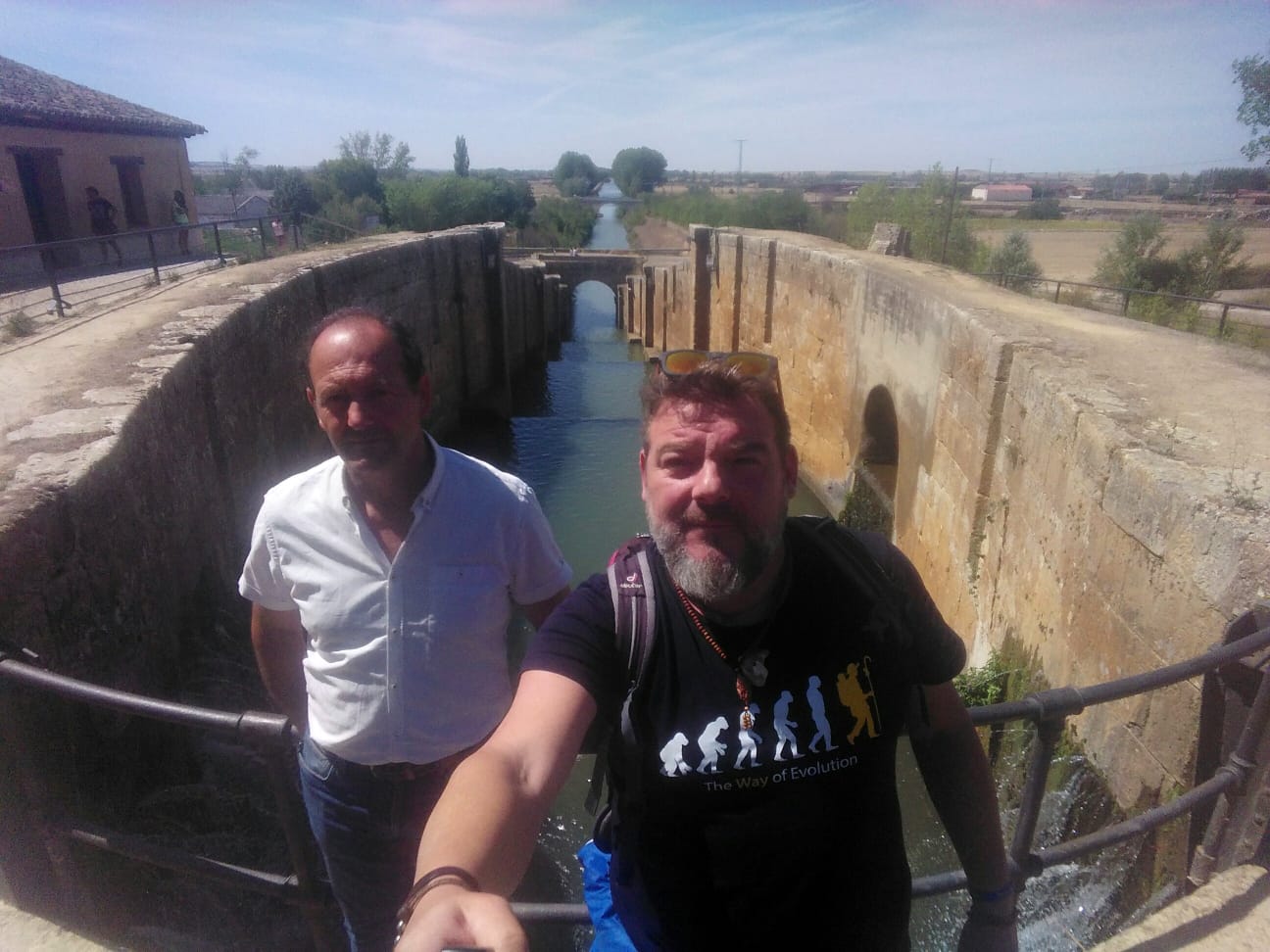 La España mágica: Navega por el Canal de Castilla La España mágica: Navega por el Canal de Castilla