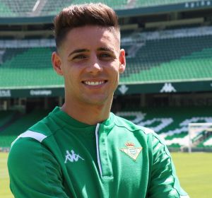 Álex Moreno, en el Betis. Álex Moreno, en el Betis.