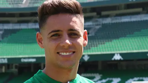Álex Moreno, en el Betis. Álex Moreno, en el Betis.