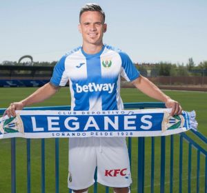 El centrocampista Roque Mesa. El centrocampista Roque Mesa.
