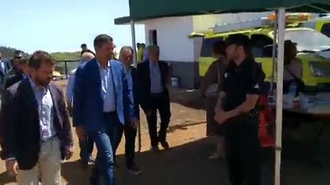 Sánchez se reúne con los equipos de emergencias tras el incendio en Gran Canaria