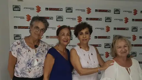 LA TERTULIA DE LAS MUJERES LA TERTULIA DE LAS MUJERES