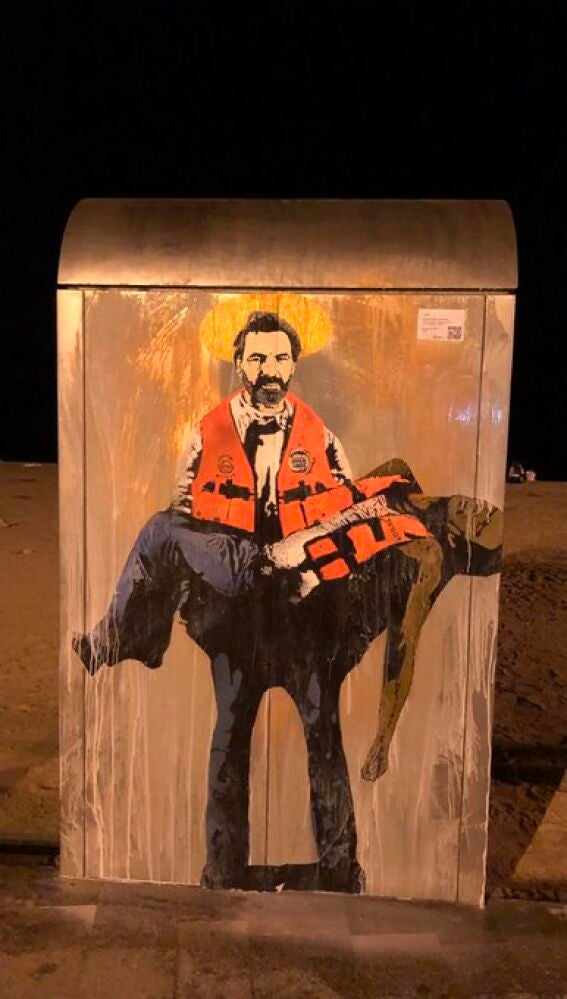 Grafiti de TVBoy en la playa de la Barceloneta