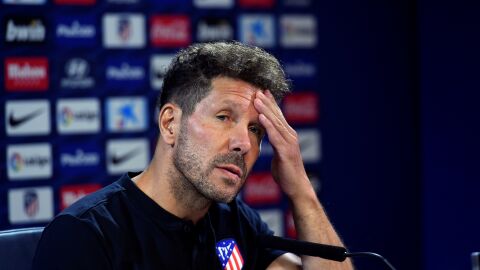 Simeone, durante la rueda de prensa