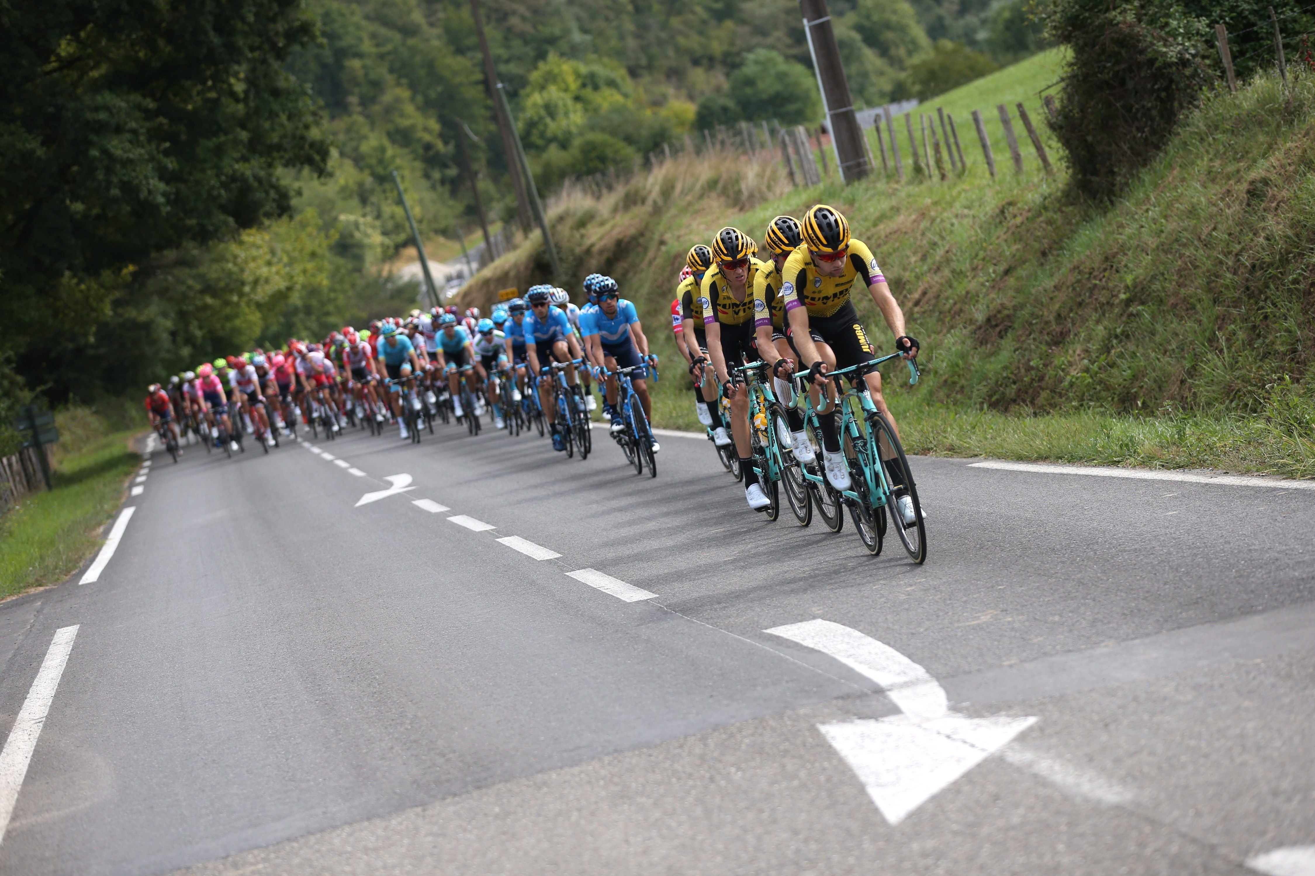 Mikel Iturria gana la undécima etapa de La Vuelta y Roglic sigue líder Mikel Iturria gana la undécima etapa de La Vuelta y Roglic sigue líder