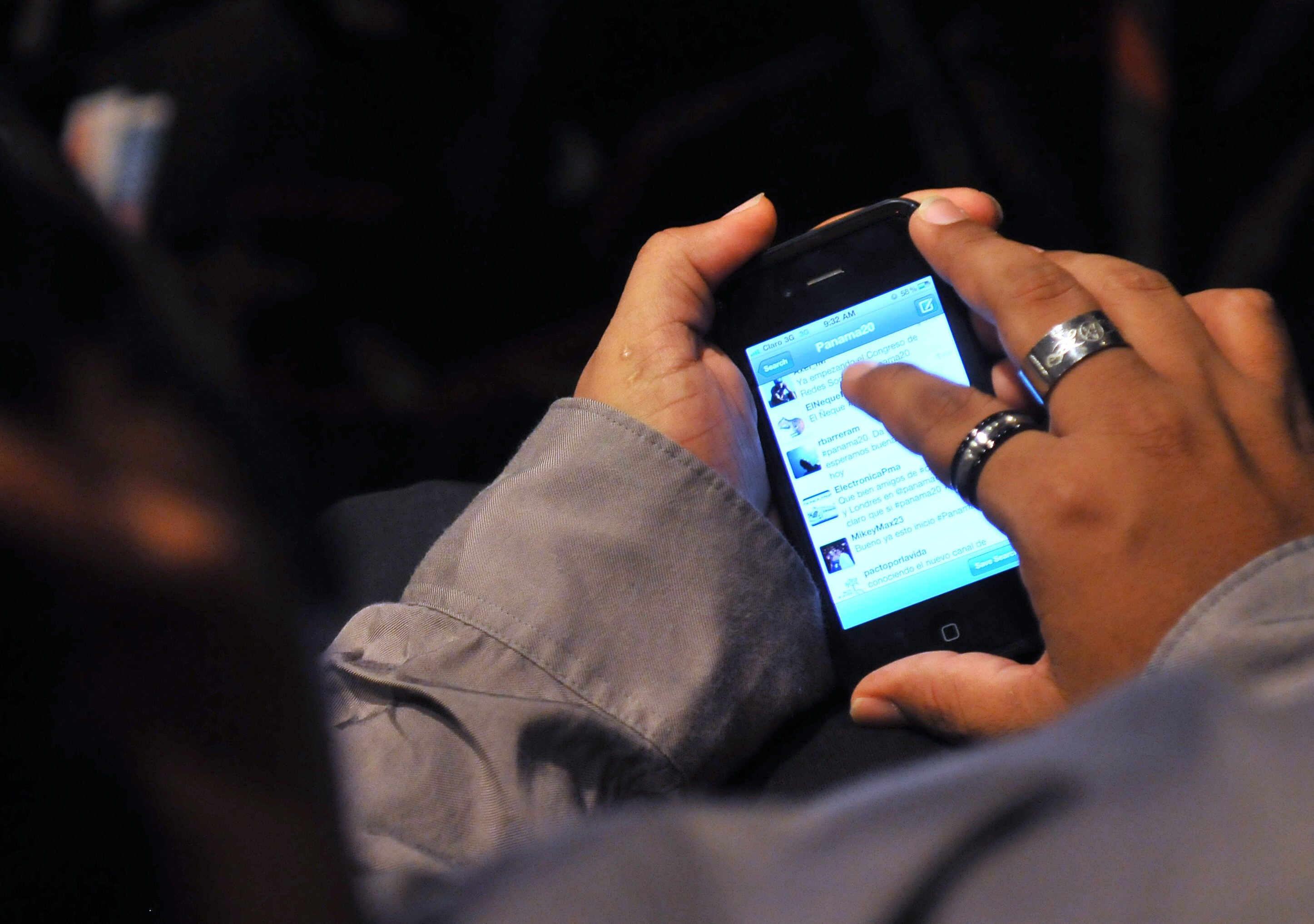 Uno de cada tres jóvenes en el mundo sufre ciberacoso, según un informe de UNICEF Uno de cada tres jóvenes en el mundo sufre ciberacoso, según un informe de UNICEF