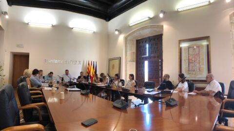 Reuni&oacute;n del gobierno local de Elche.