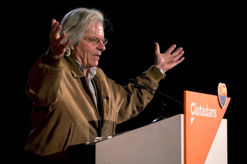 Javier Nart se da de baja en Ciudadanos, pero no renuncia al escaño y seguirá en la delegación en Europa Javier Nart se da de baja en Ciudadanos, pero no renuncia al escaño y seguirá en la delegación en Europa