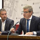 César Díaz y Manuel Olivares 