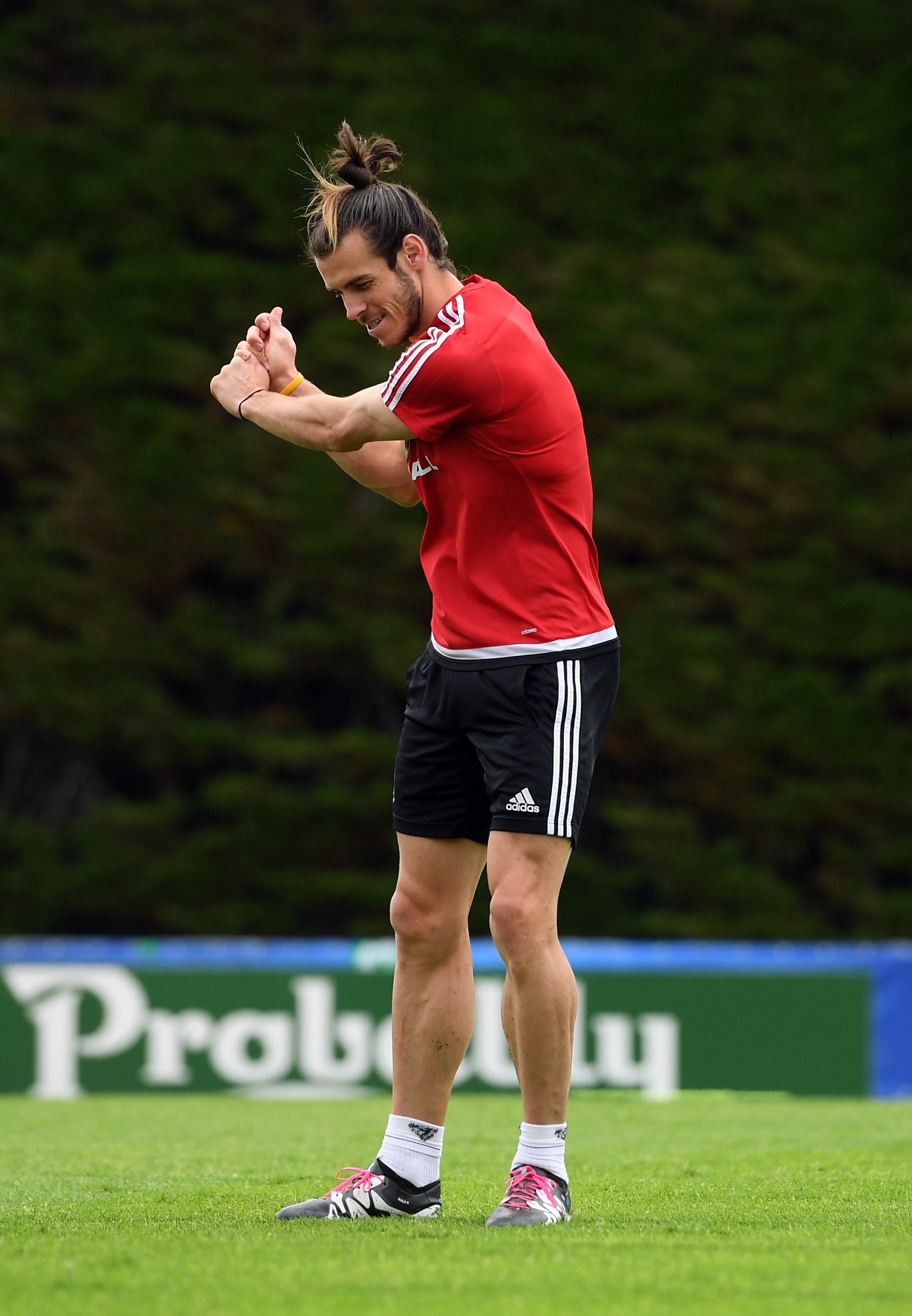 Gareth Bale: "No sé ni quién es el primer ministro, solo sigo el golf" Gareth Bale: "No sé ni quién es el primer ministro, solo sigo el golf"
