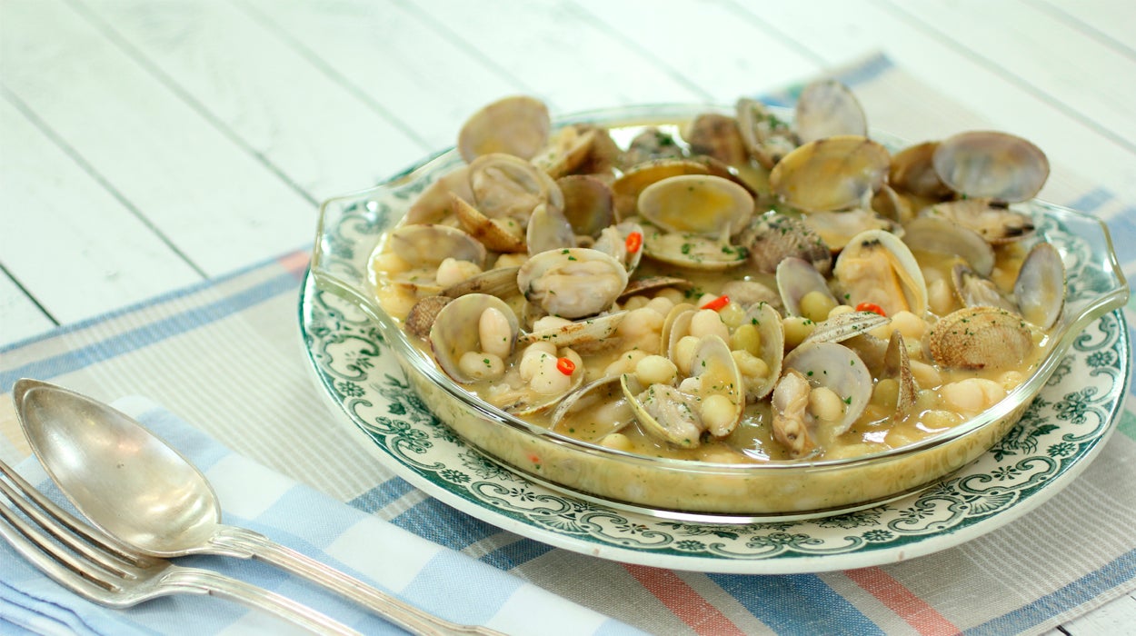 Las recetas de Robin Food: Alubias pochas viudas o con almejas Las recetas de Robin Food: Alubias pochas viudas o con almejas