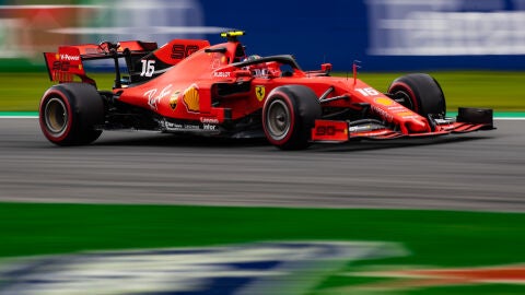 Charles Leclerc en la sesi&oacute;n de entrenamientos libres