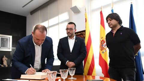 Ajuntament i conselleria busquen noves vies per ampliar el parc p&uacute;blic de vivenda en la ciutat. 
