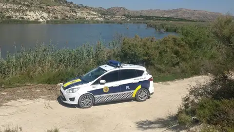 Patrulla de la Unidad de Urbanidad y Medio Ambiente de la Policía Local de Elche. Patrulla de la Unidad de Urbanidad y Medio Ambiente de la Policía Local de Elche.