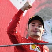 Leclerc emula a Alonso y se erige como el líder de Ferrari