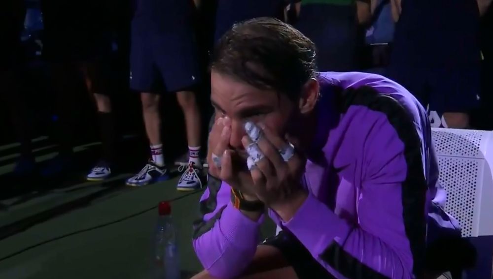Rafa Nadal se emociona al ver el vídeo homenaje del US Open