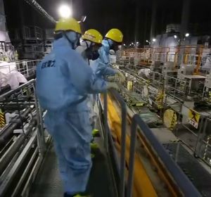 Japón planea verter al océano Pacífico agua radiactiva de la central nuclear de Fukushima Japón planea verter al océano Pacífico agua radiactiva de la central nuclear de Fukushima