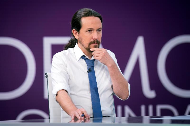 Iglesias, muy duro con Sánchez: "Que deje atrás el infantilismo y asuma que podemos formar un gobierno de coalición" Iglesias, muy duro con Sánchez: "Que deje atrás el infantilismo y asuma que podemos formar un gobierno de coalición"