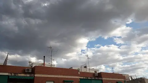 Cielo nuboso en Elche. Cielo nuboso en Elche.