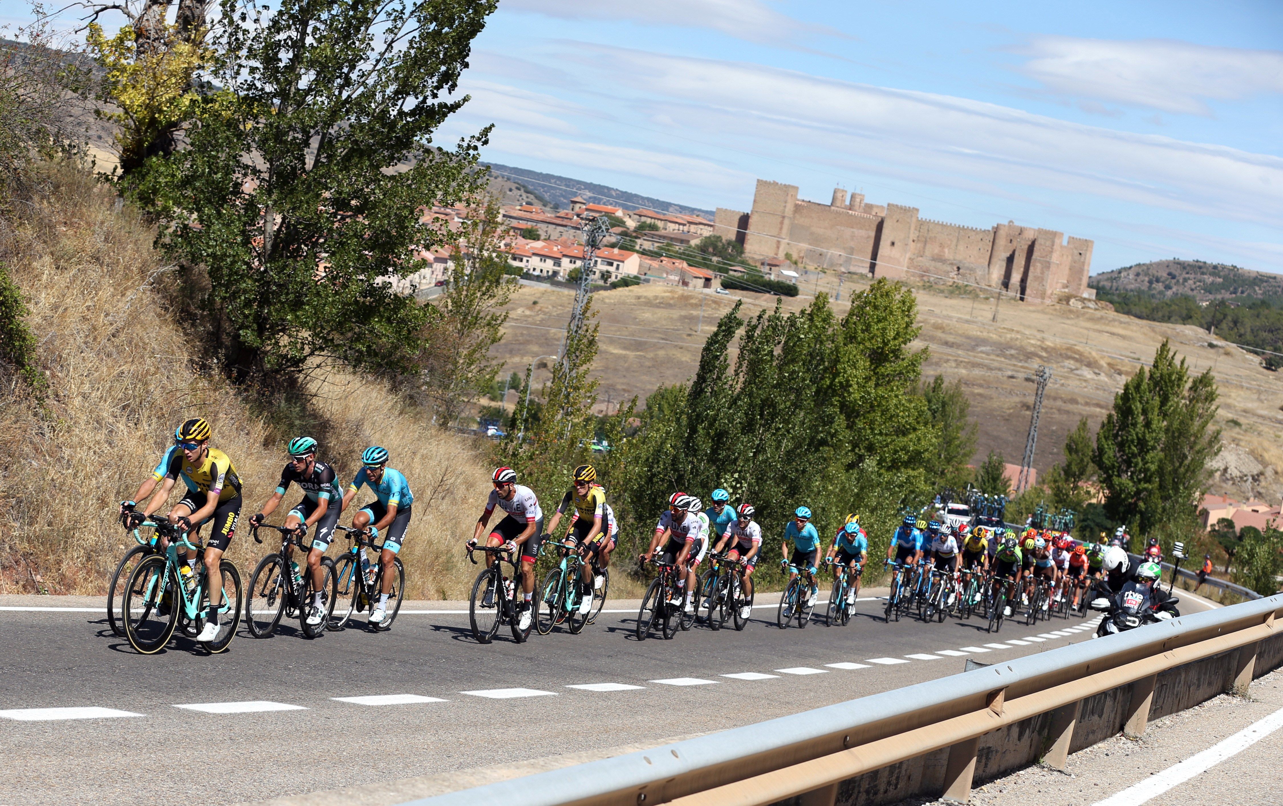 Philippe Gilbert se lleva la etapa 17 de La Vuelta y Nairo Quintana se mete en la lucha por el podio Philippe Gilbert se lleva la etapa 17 de La Vuelta y Nairo Quintana se mete en la lucha por el podio