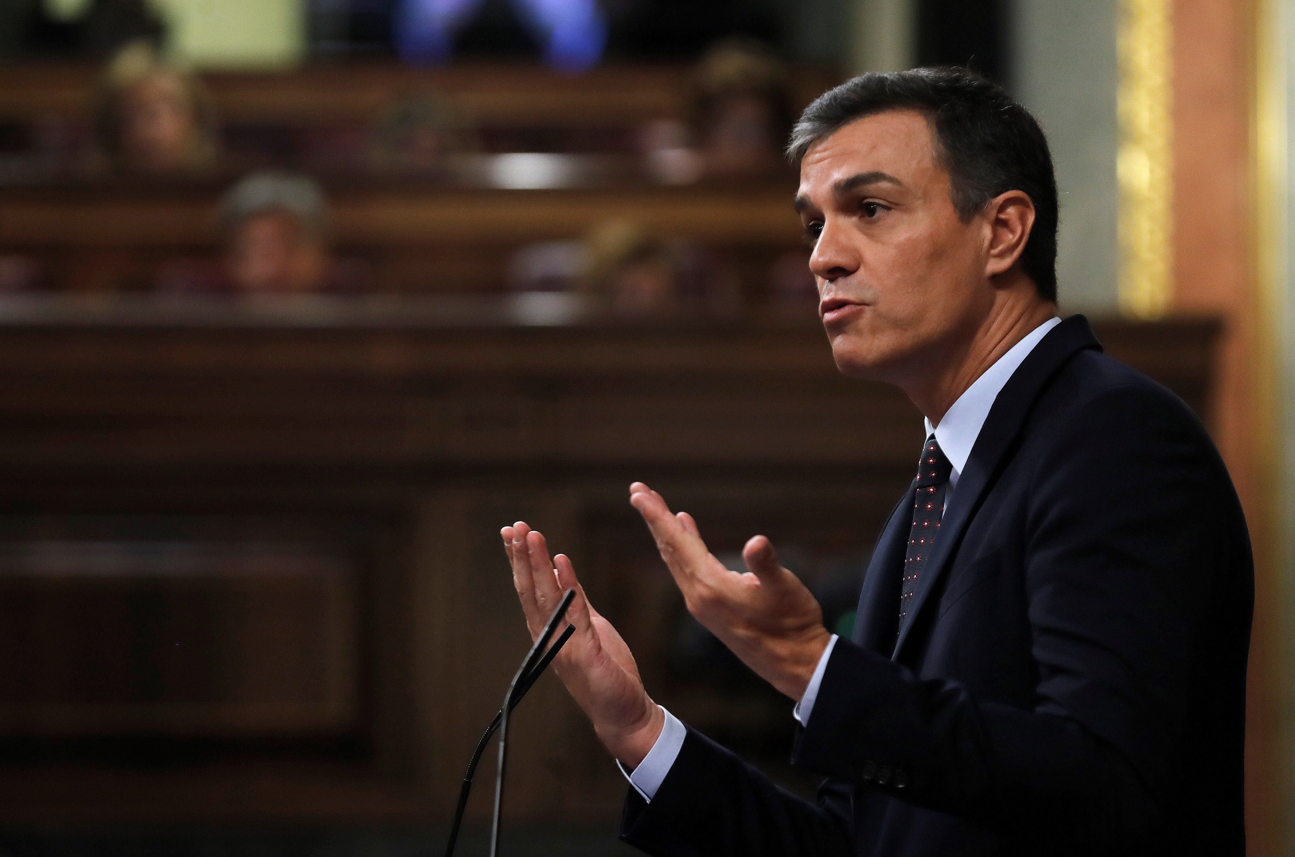 Sánchez ve la exhumación de Franco como "una gran victoria de la democracia" Sánchez ve la exhumación de Franco como "una gran victoria de la democracia"