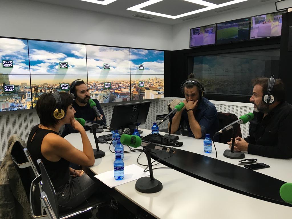 Hugo Silva y Marián Álvarez nos presentan 'Sordo', su nueva película: "En mi casa se veían muchos western" Hugo Silva y Marián Álvarez nos presentan 'Sordo', su nueva película: "En mi casa se veían muchos western"