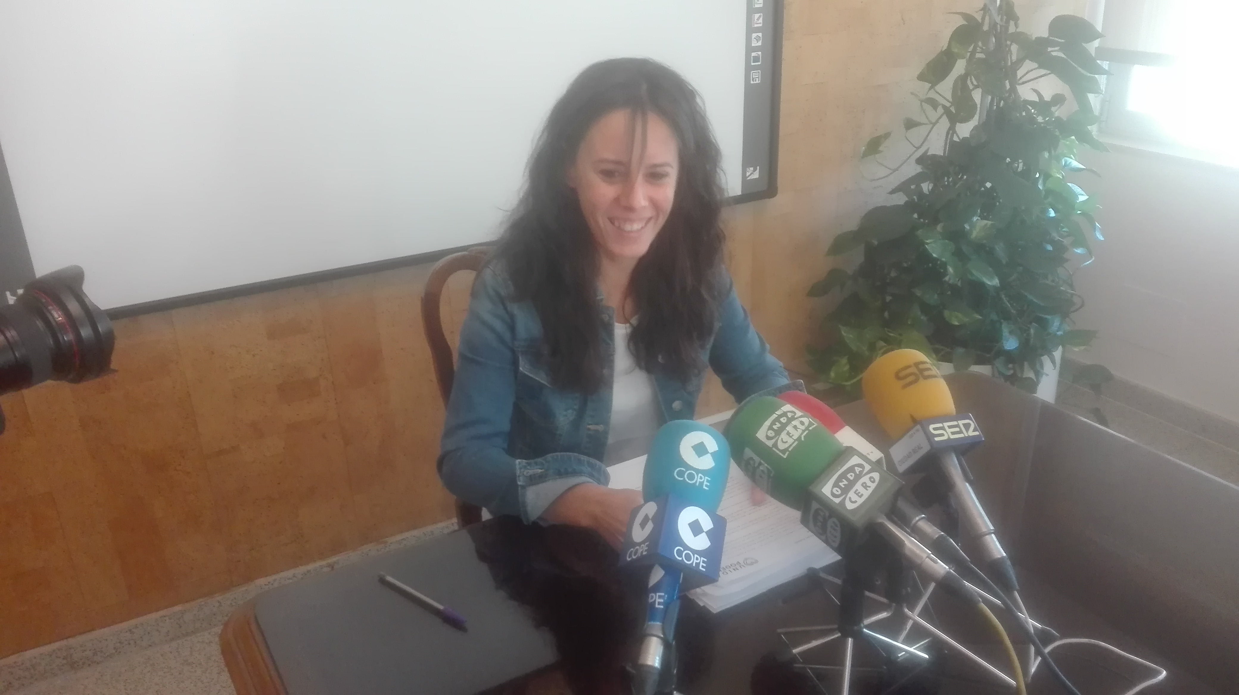 Herrera renunciará mañana a su acta de concejal y Unidas Podemos le agradece "su compromiso" con este proyecto Herrera renunciará mañana a su acta de concejal y Unidas Podemos le agradece "su compromiso" con este proyecto