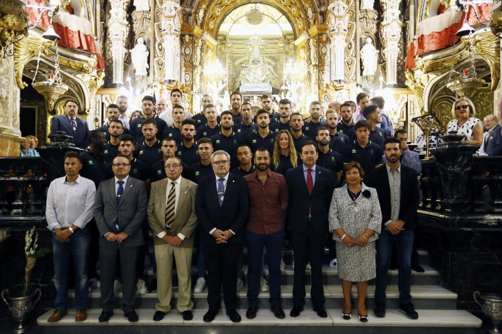 El Granada CF piensa en Vigo y reza a la Virgen de las Angustias. Onda Deportiva Granada 12/09/2019 El Granada CF piensa en Vigo y reza a la Virgen de las Angustias. Onda Deportiva Granada 12/09/2019
