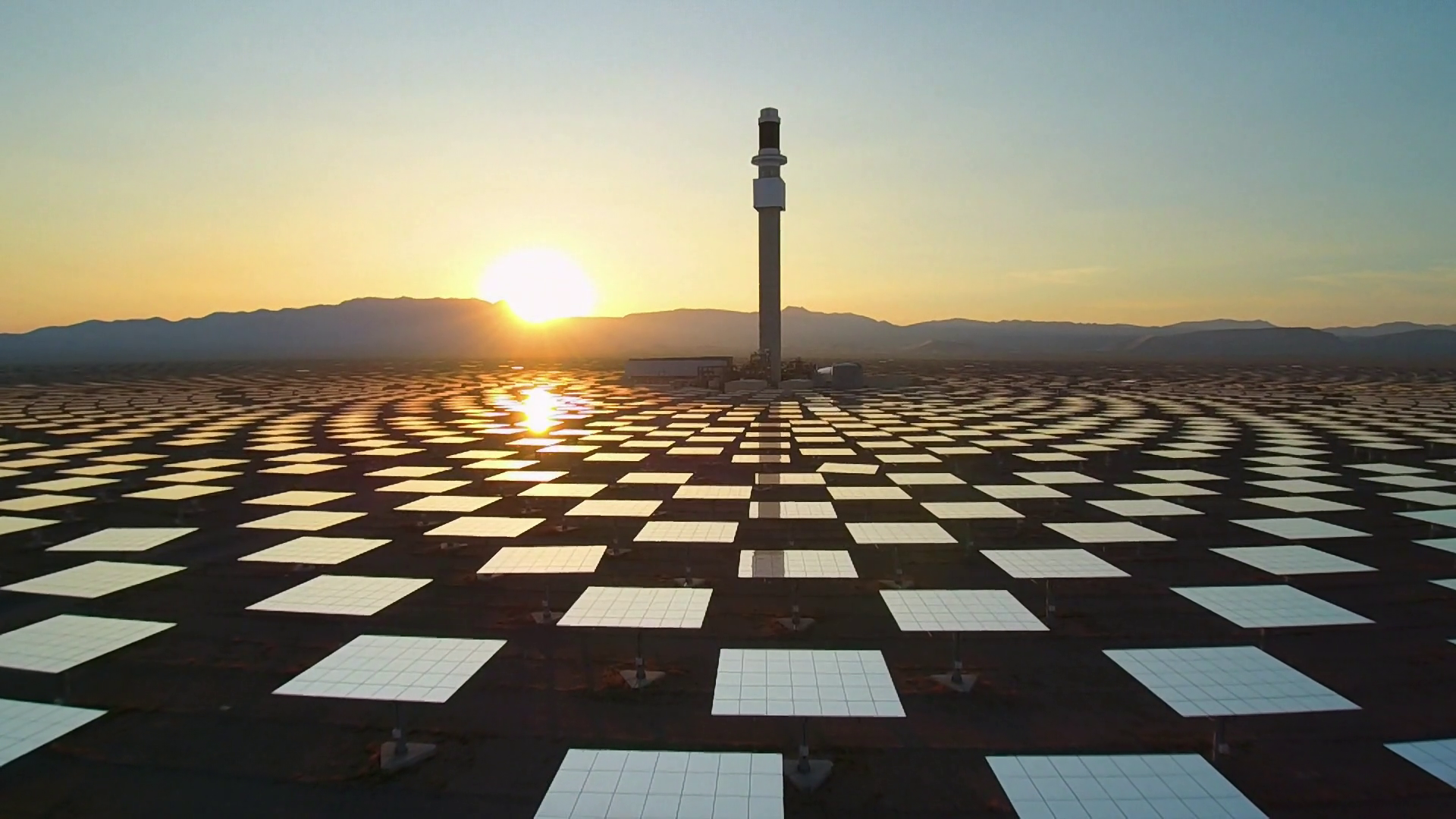 Grandes superficies y pequeños comercios de la Comunitat Valenciana discrepan con el plan de consumo energético Grandes superficies y pequeños comercios de la Comunitat Valenciana discrepan con el plan de consumo energético