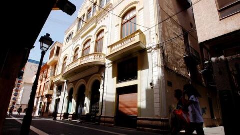 La regidoria de Turisme, la Junta de Festes i l&acute;atenci&oacute; i tr&agrave;mits es traslladar&agrave;n a la planta baixa del Gran Casino i la Tagoba es destinar&agrave; per a &uacute;s cultural. 