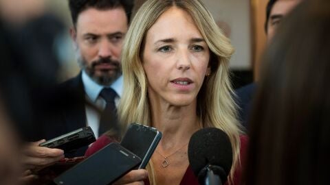 Cayetana &Aacute;lvarez de Toledo renunciar&iacute;a a liderar la candidatura en Barcelona en favor de Arrimadas como &ldquo;gesto de compromiso con Espa&ntilde;a Suma&rdquo;