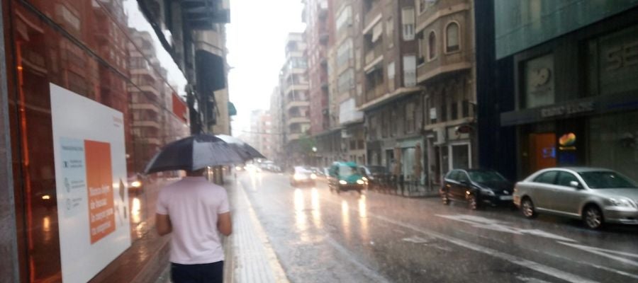 La lluvia ha descargado con fuerza en Elche, Crevillent y Santa Pola en las últimas horas. La lluvia ha descargado con fuerza en Elche, Crevillent y Santa Pola en las últimas horas.
