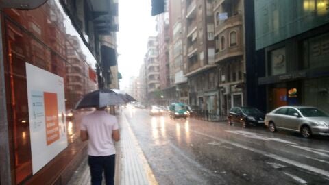 La lluvia ha descargado con fuerza en Elche, Crevillent y Santa Pola en las &uacute;ltimas horas.