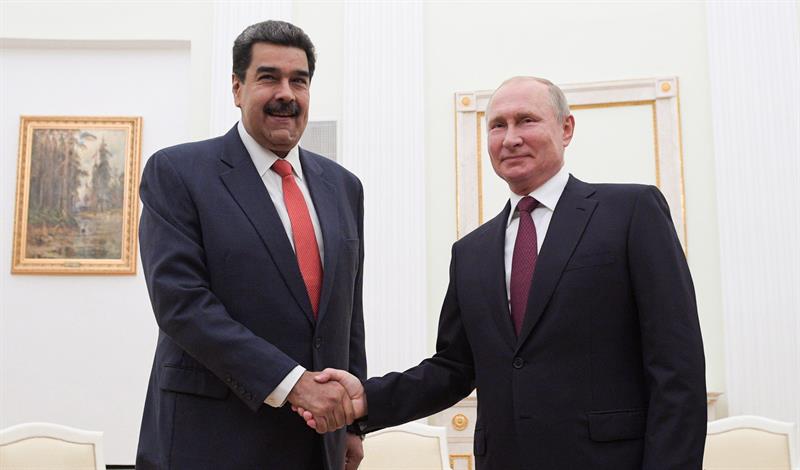 Putin pide a Maduro proseguir el diálogo con la oposición y le reitera su apoyo Putin pide a Maduro proseguir el diálogo con la oposición y le reitera su apoyo