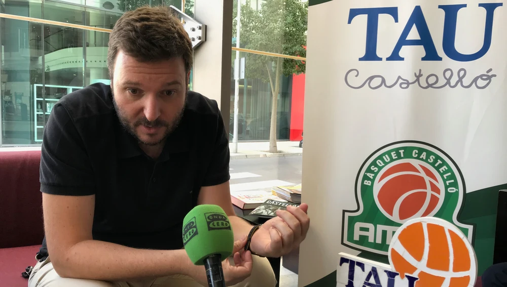 Toni Ten, técnico de Tau Toni Ten, técnico de Tau