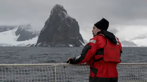 Javier Bardem, en una imagen del documental 'Santuario' La película de Álvaro Longoria se ha presentado en el Festival de San Sebastián
