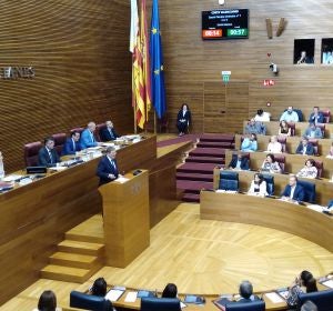 El president de la Generalitat Ximo Puig durante su comparecencia en Les Corts. El president de la Generalitat Ximo Puig durante su comparecencia en Les Corts.