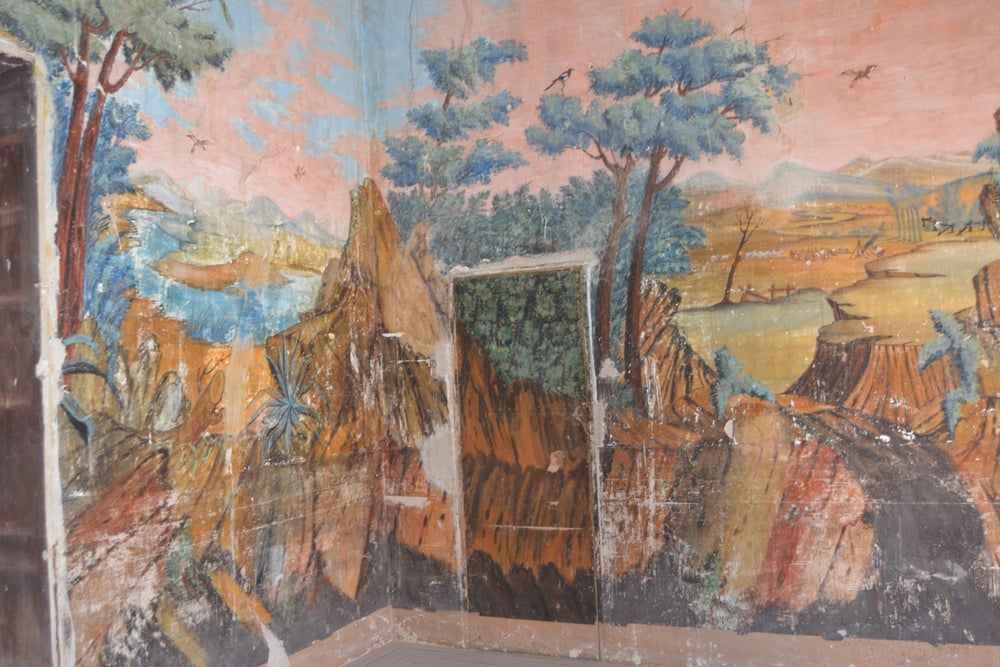 Encuentran pinturas murales del siglo XVIII en un palacio de Almagro Encuentran pinturas murales del siglo XVIII en un palacio de Almagro