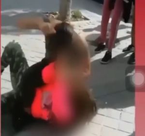 Imagen del vídeo de la agresión difundido por El Mundo Imagen del vídeo de la agresión difundido por El Mundo