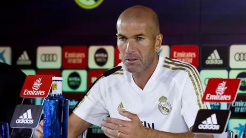 Zidane, en rueda de prensa Zidane, en rueda de prensa
