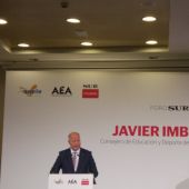 Javier Imbroda, consejero de educación y deportes de la Junta de Andalucía