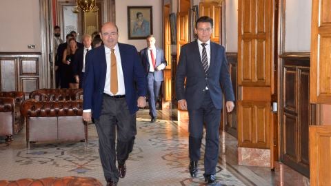 Sebasti&aacute;n P&eacute;rez y Luis Salvador