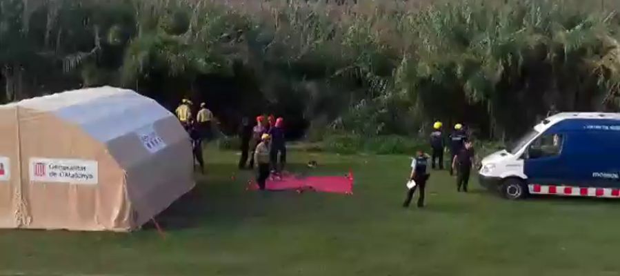Se reanuda la búsqueda del bebé arrojado por su padre al río Besòs Se reanuda la búsqueda del bebé arrojado por su padre al río Besòs