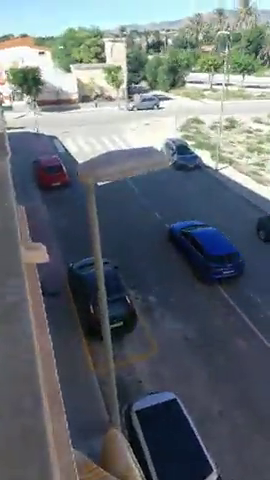 Un conductor siembra el pánico en las calles de Novelda con derrapes y trompos Un conductor siembra el pánico en las calles de Novelda con derrapes y trompos