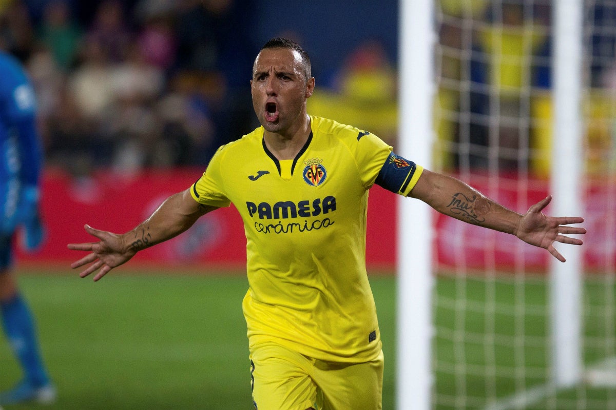 Cazorla: "Ojalá Paco Alcácer se adapte bien y nos ayude desde el primer día, es una gran fichaje" Cazorla: "Ojalá Paco Alcácer se adapte bien y nos ayude desde el primer día, es una gran fichaje"