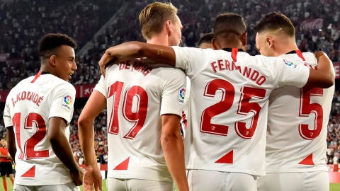 El Sevilla celebra un gol